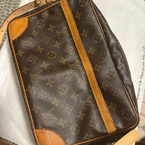 Louis Vuitton Monogram Trocadero 27 - Picture 12 of 14